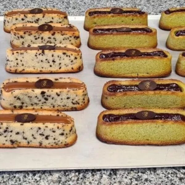 financiers chocolat caramel, financier pistache fruit rouge